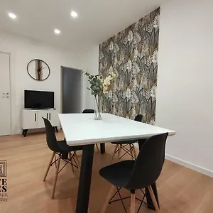Apartament White Caves, Katania